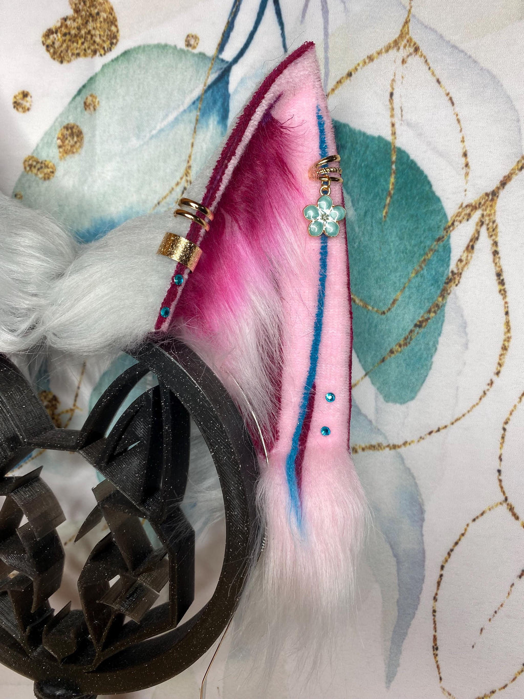 Ahri Cosplay LOL Spirit Blossom fox ears made of faux fur for cosplay, streamers, therians, furries, wearable as a headband