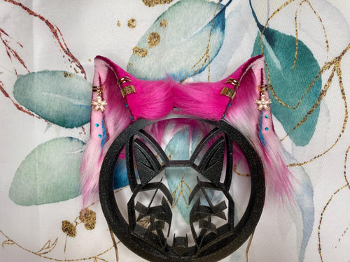 Ahri Cosplay LOL Spirit Blossom cat ears made of faux fur for cosplay, streamers, therians, furry wearable as a headband